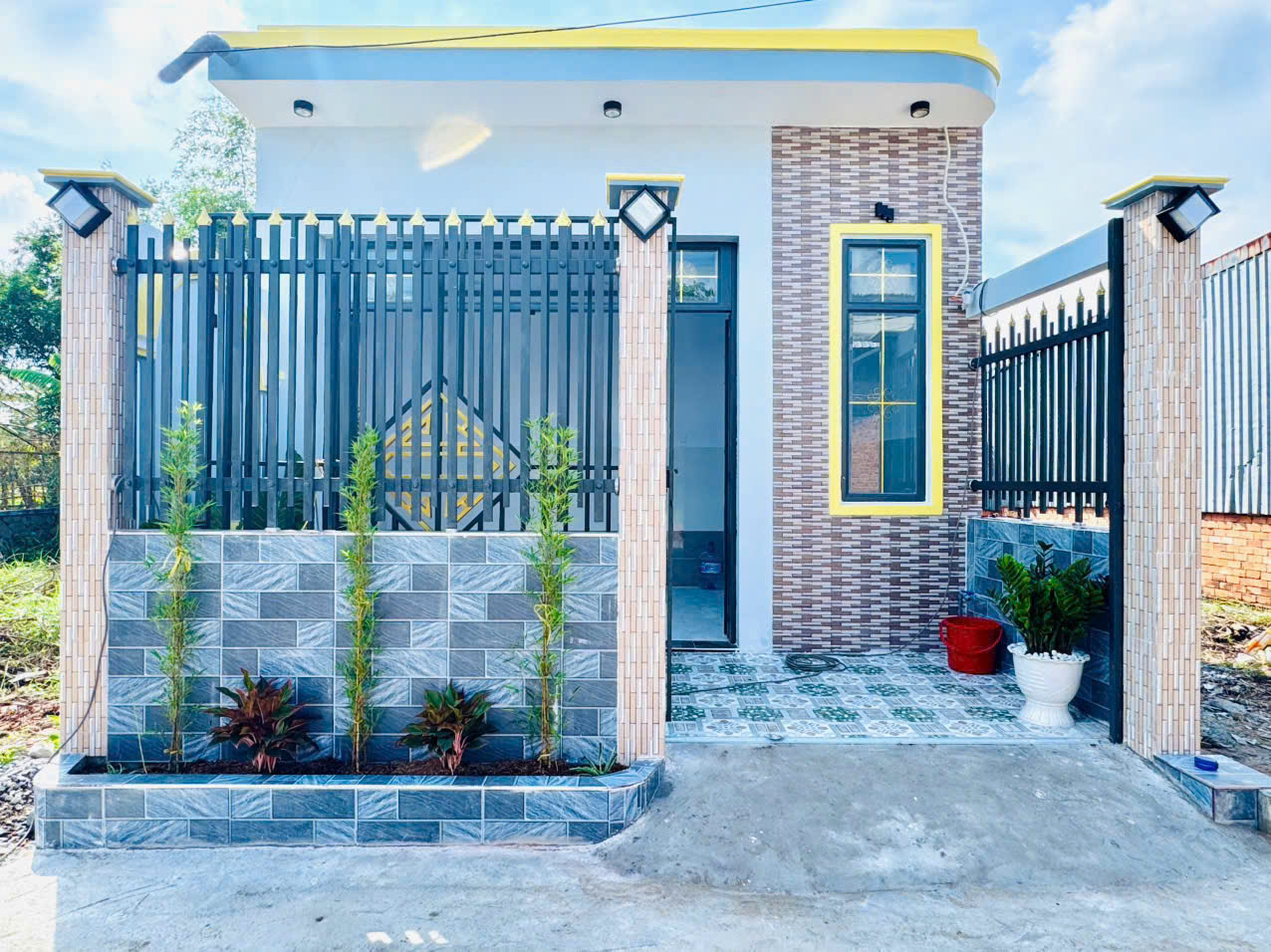 Bán Nhà Mới Xây 5x15 SHR – Xã Phước Lâm, Cần Giuộc, Long An