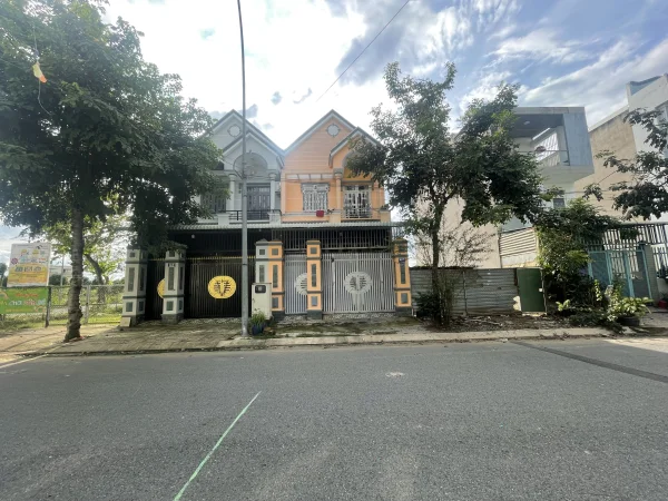 Bán nhà rẻ nhất khu dan cư Năm Sao