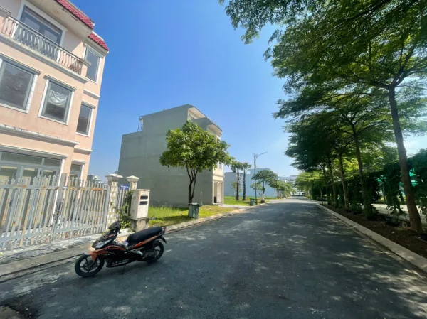 Bán nhà khu đô thị Năm Sao 2