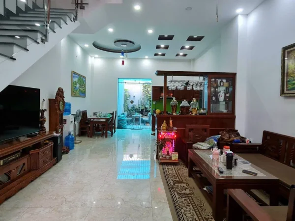 NHÀ 3 TẦNG NỘI THẤT ĐẸP CHO THUÊ -CHỈ 12TR/TH