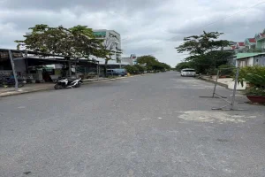 Bán nhà rẻ nhất khu năm sao 1