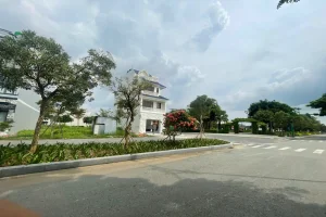 Bán nền gốc 2 mặt tiền khu năm sao 2 hơn 4 tỷ