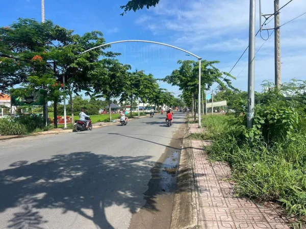 Bán nhanh lô đất Rạch Kiến, Long Hòa, giá tốt