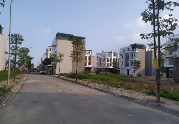 BÁN ĐẤT THỔ CƯ MẶT TIỀN – LONG HÒA, RẠCH KIẾN (LONG AN) 1 tỷ 050 TRIỆU