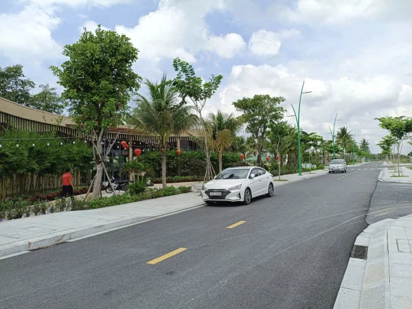 Cần bán Đất Agora City mặt tiền  đường ĐT 818, Diện tích 108m² chỉ từ 19tr/m2 có ngay sổ hồng