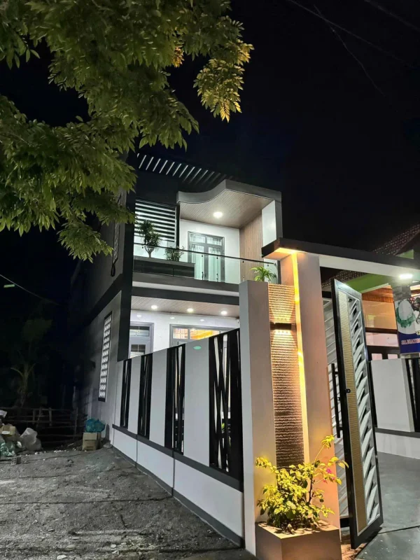 BÁN NHÀ 2 TẦNG NGAY KCN CẦU TRÀM – VÀO Ở NGAY