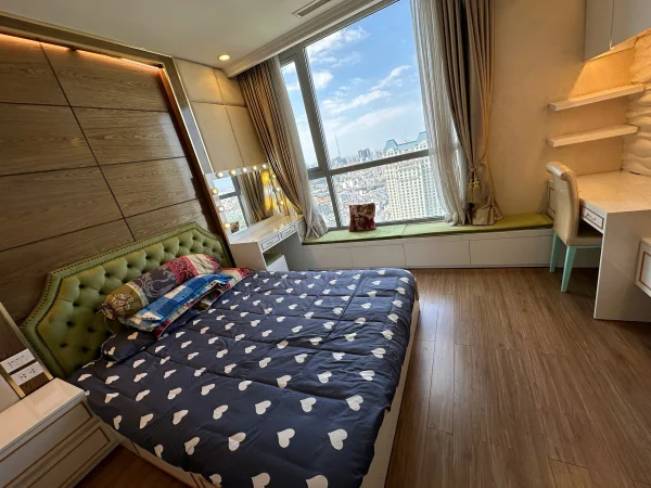 BÁN CĂN HỘ-TẶNG CHỦ NHÀ XỊN XÒ