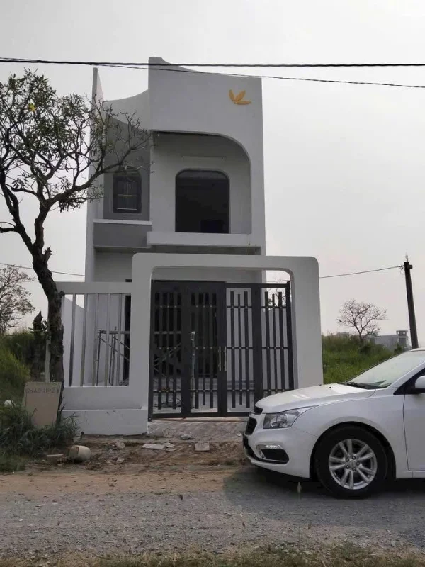 Bán nhà xây dựng 100% 2 mặt tiền ô tô 1,85tỷ